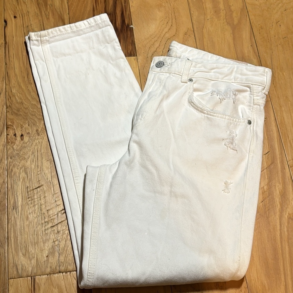 H & M & Denim boyfriend low waist high rise button fly ripped white‎ jeans Sz 29